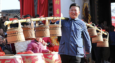 安徽歙縣:“村T”迎新年